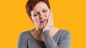 Sofrendo com dores de dente? Saiba o que pode ser, os sintomas e como prevenir